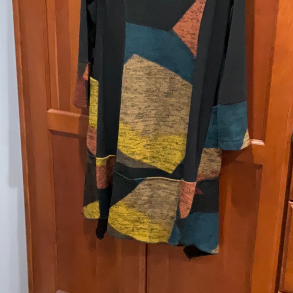 Bali Multicolor Two Button Cardigan - Picture 6 of 6